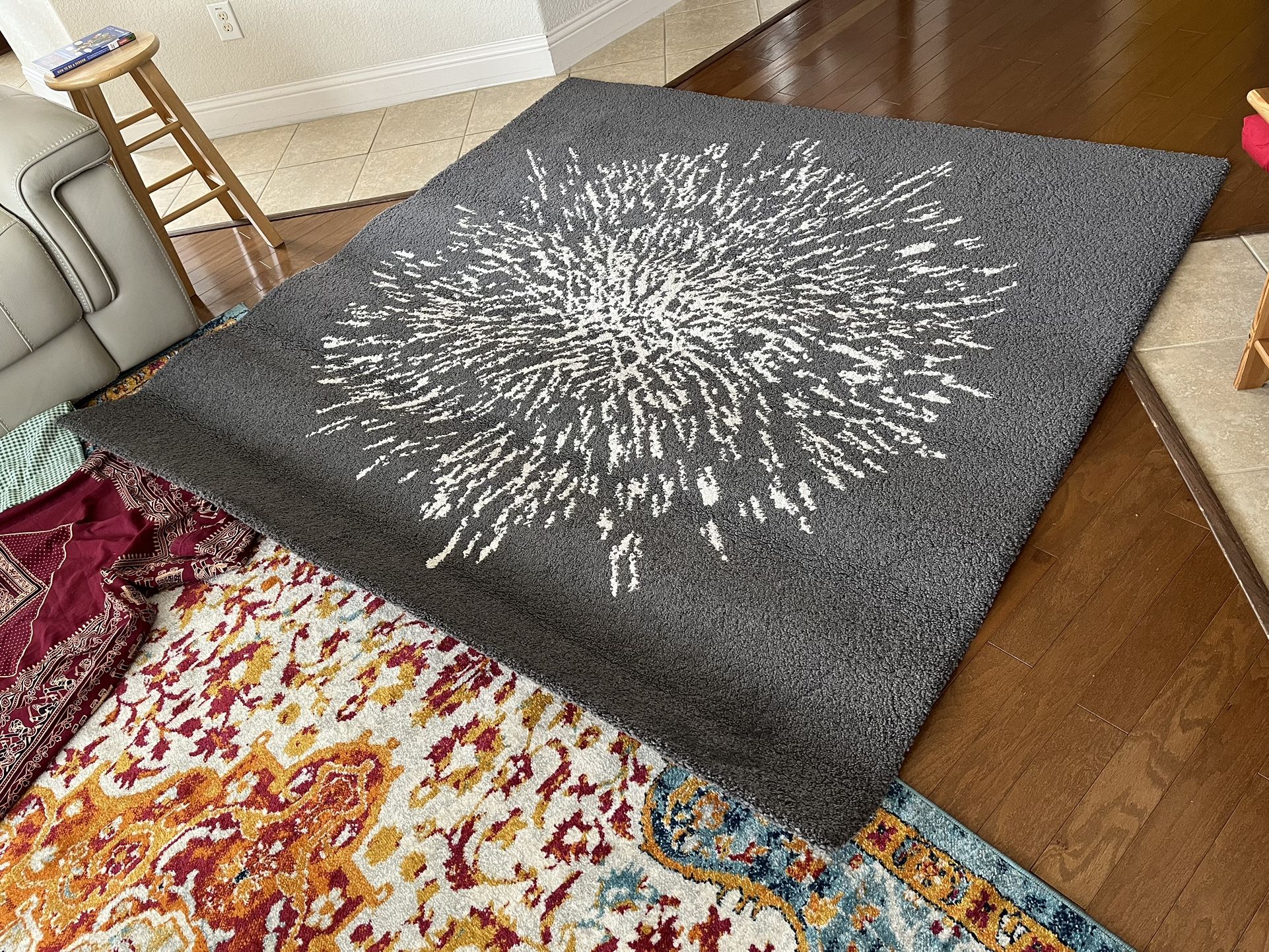 IKEA Rug 6-8” Square