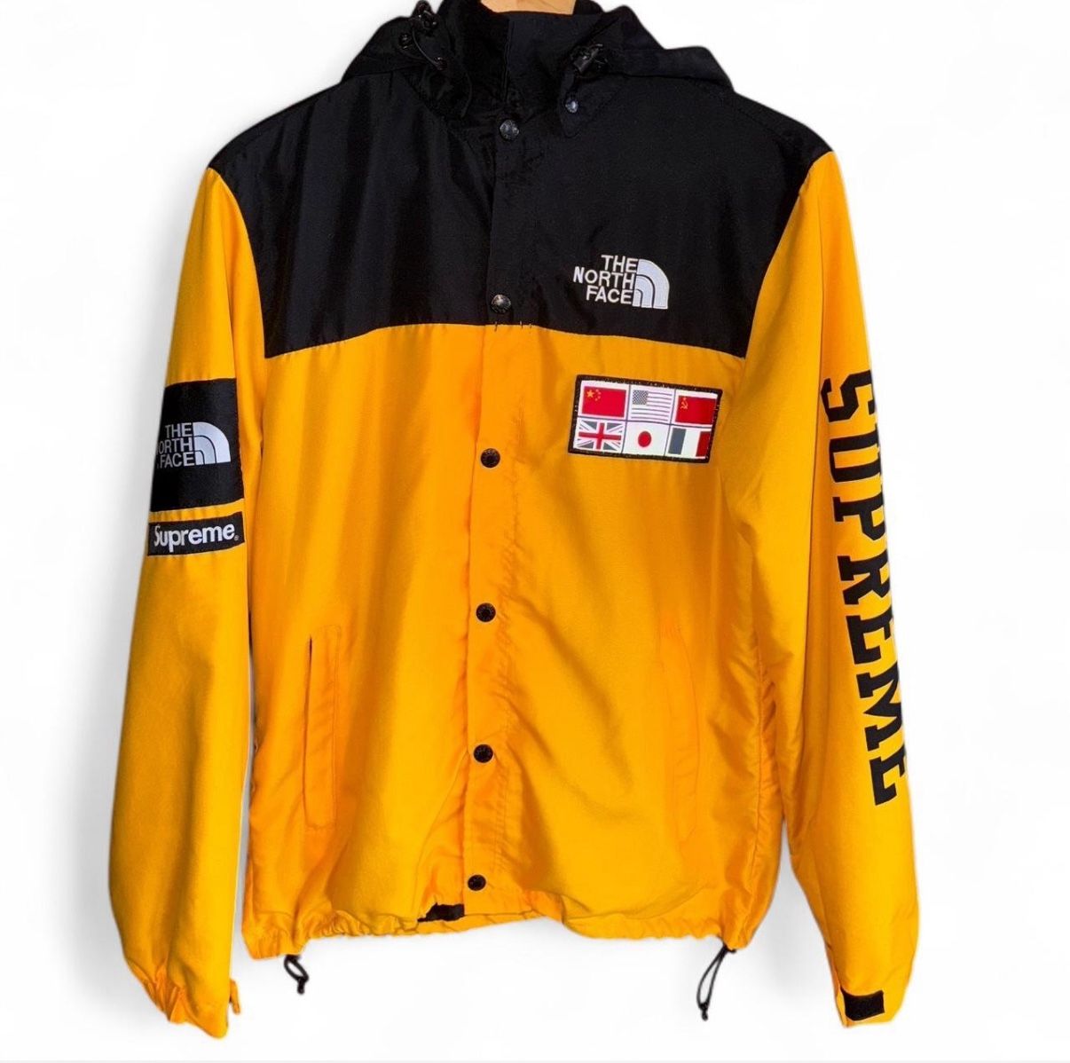 Supreme The North Face Expedition Coaches Jacket