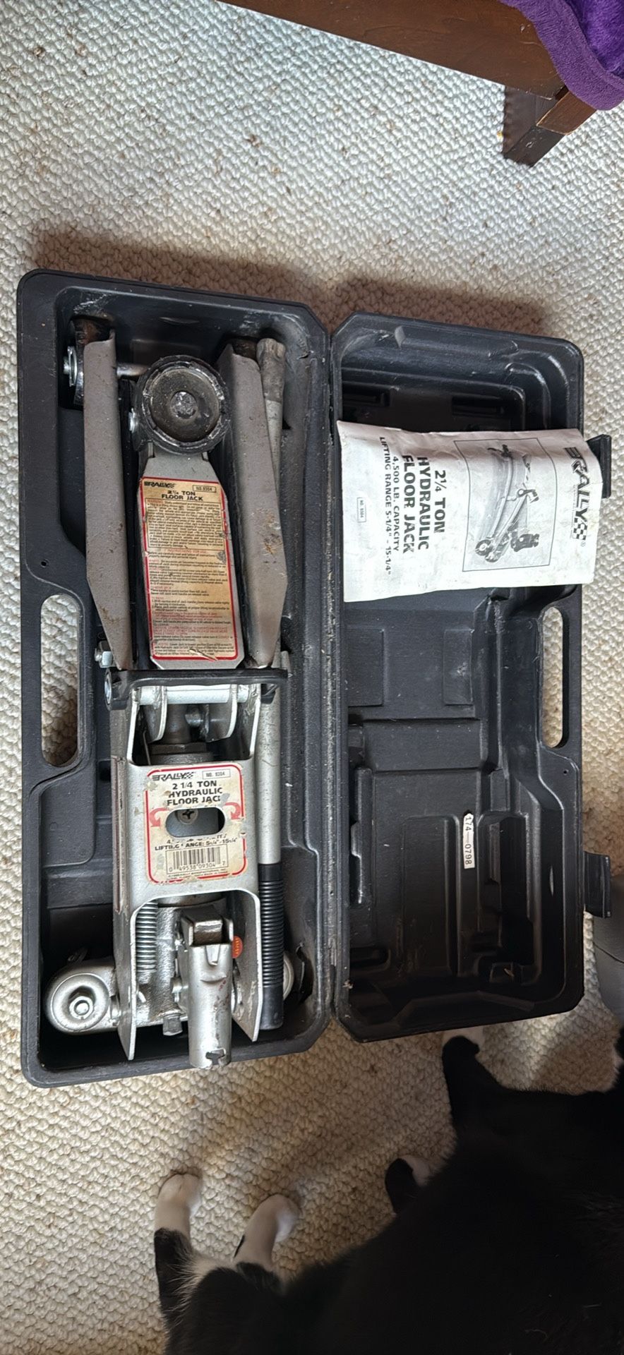 Rally | 2 1/4 Ton Hydraulic Floor Jack