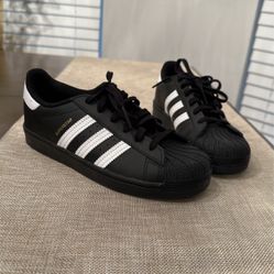 *New* Kids Adidas Superstar White Stripes Black Leather