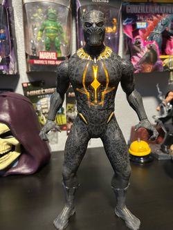 Marvel's Black Panther Killmonger reactive electronic figure