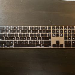 Apple Magic Keyboard