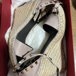 Valentino Wedges ! Size 40 