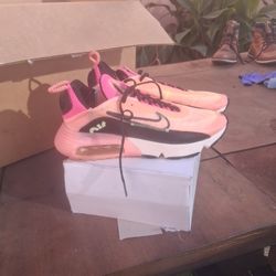 Nike Air Max 2090 Size 8