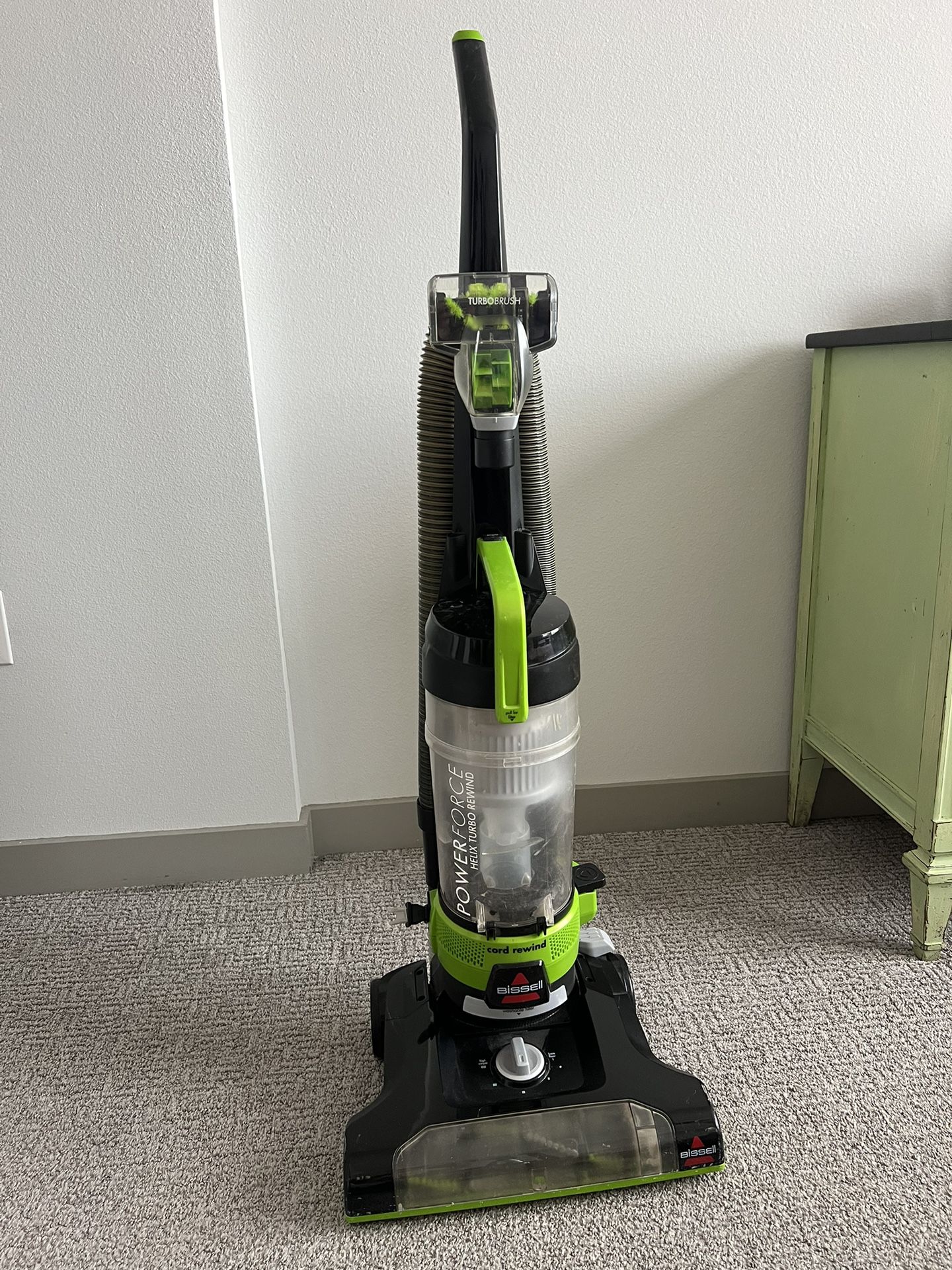 BISSELL PowerForce Helix Turbo Rewind Pet Upright Vacuum 3333