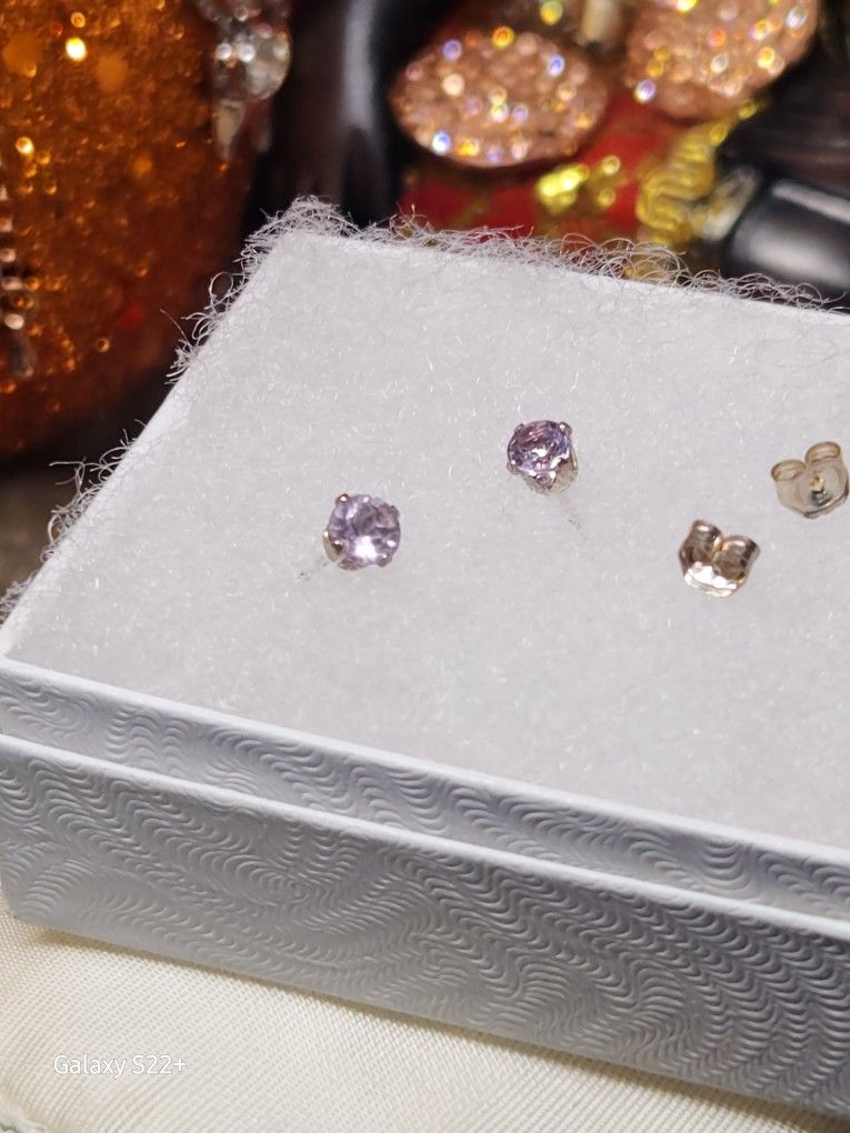 925 Sterling Silver Purple Amethyst Stud Earrings 