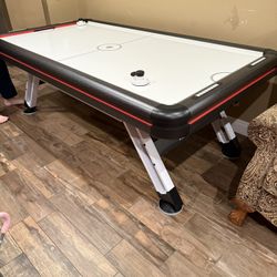 Air Hockey Table