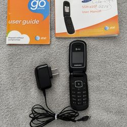 Vintage Samsung SGH-A107 AT&T Cellular Flip Phone Silver and Black 
