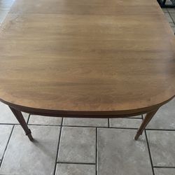 Dinette Table And 4 Chairs 
