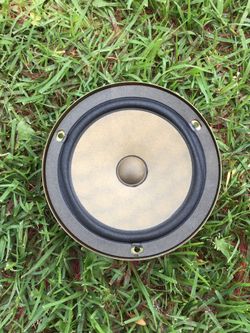 Genuine OEM Factory Authentic Honda Civic Coupe Sedan Hatchback EK 6th Generation Front Door Panel Left or Right 6 1/2-inch Speaker 15W RMS