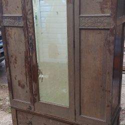 Rountree Scarborough York Antique Men's Wardrobe 