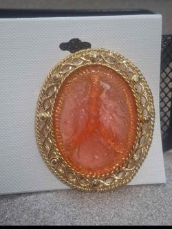 Vintage Carved Intaglio Brooch Gold Tone