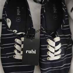 Rubi Shoes Sneakers Euro 41 Us 10 Navy Stripes New