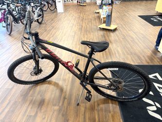 Specialized Pitch 27.5 Mountain Bike - Black & Red