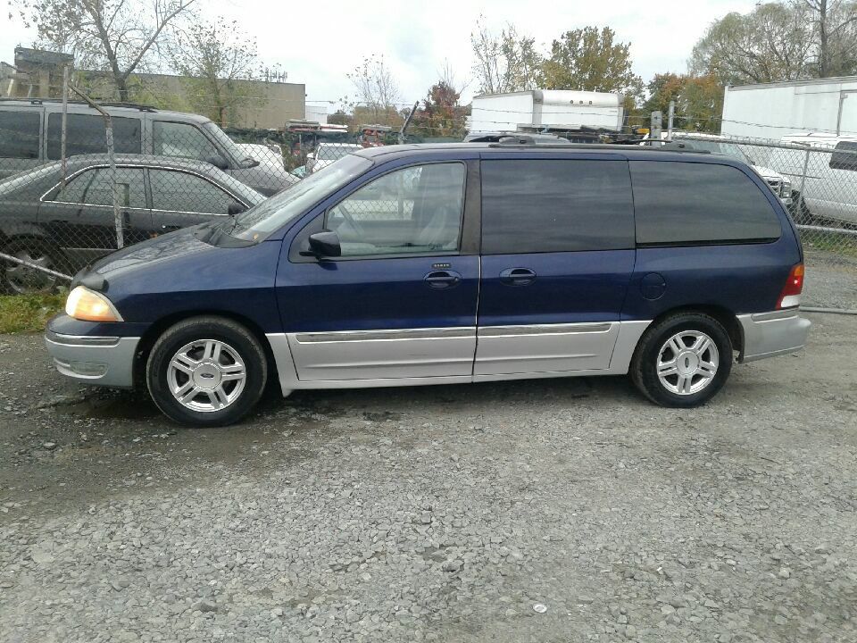 2001 Ford Windstar 170k miles runs and drives!!!