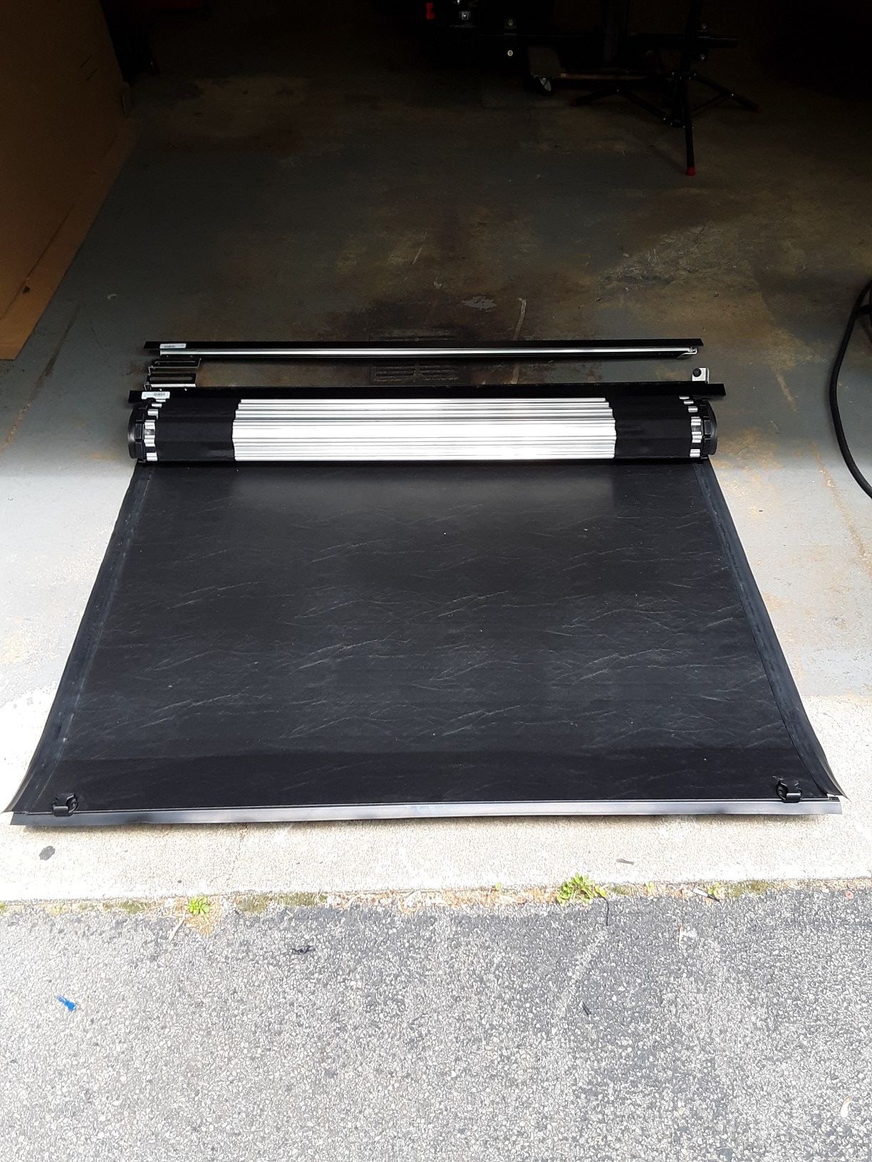 Rolling hard cover Dodge Ram 5.7" Bed