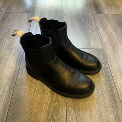 Dr Marten Chelsea Boots 10
