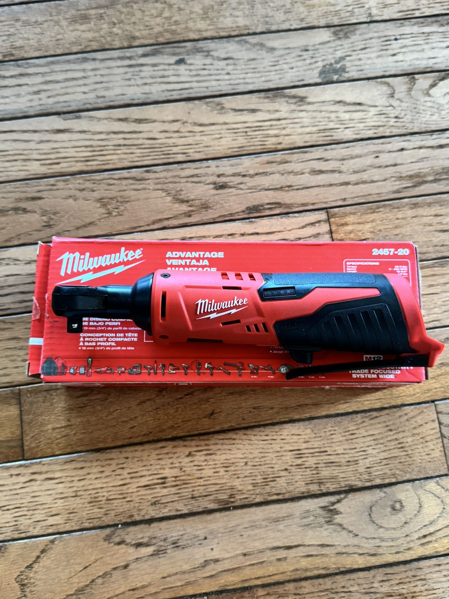 Milwaukee M12 3/8 Ratchet NEW