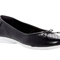 CLARKS Gracelin Lea Bow Perforated Navy Leather Cushioned Flats 10 US Women's 
