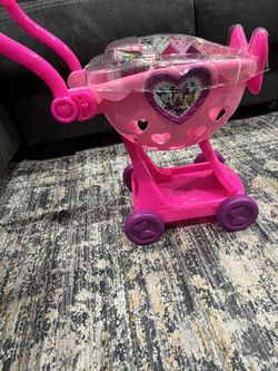 Minnie Mouse Shopping Cart And Groceries