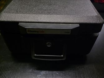 SentrySafe 1100