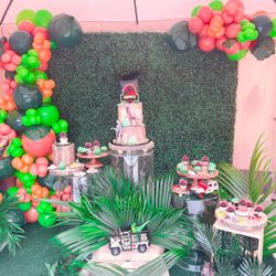 Jurassic Park Party Decoration . Fiesta Infantil Grass Wall