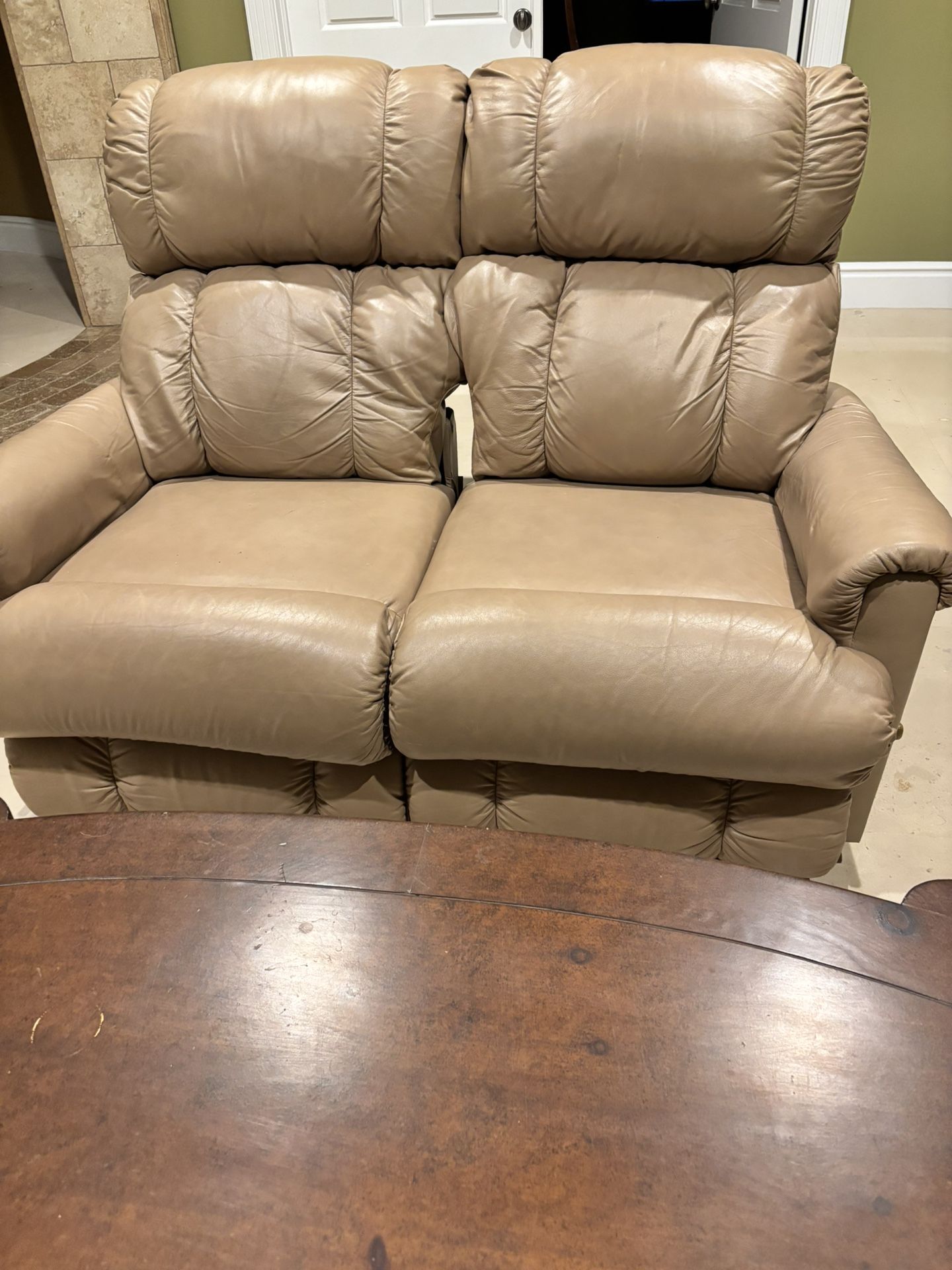 Leather Sofa  Recliner 