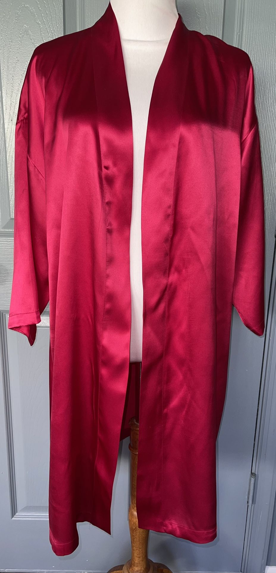 Mary Green 100% Silk Hot Pink Kimono Robe. One Size