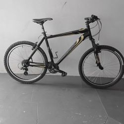 BICYCLE SPECIALIZED 21 SPEED SIZE 26 BRAND NEW 