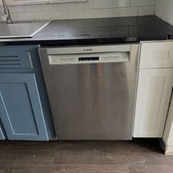 Dishwasher (like New)