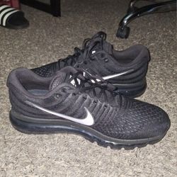 Nike Air Max Black Running Shoes
