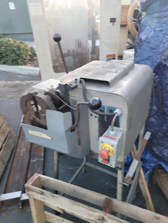 PHI Conrac Leonard Eaton Parker Tube and Pipe End-Finishing Machines