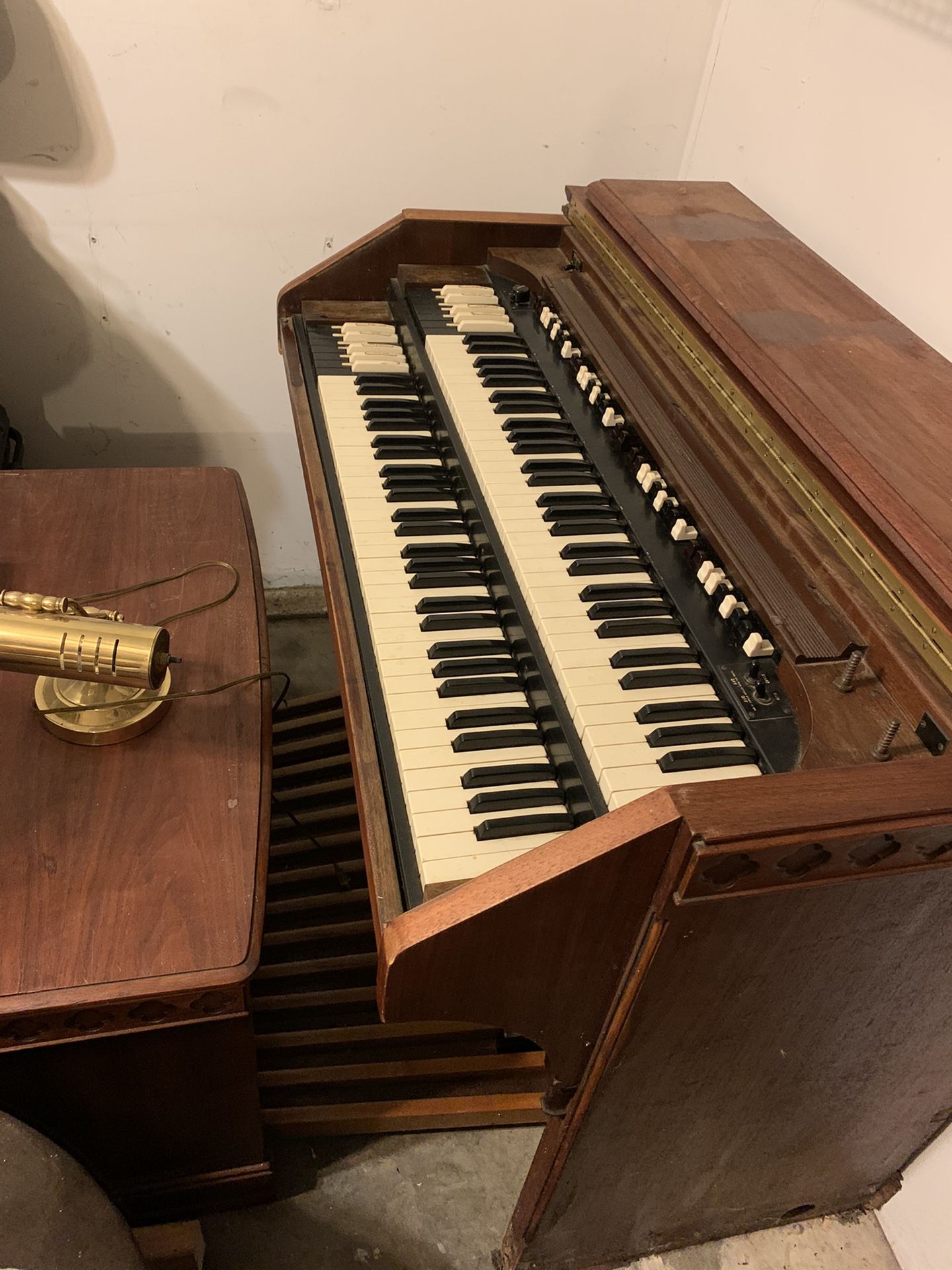 Hammond CV Organ