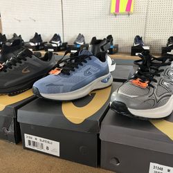 Beautiful Man Tennis Shoes $20
