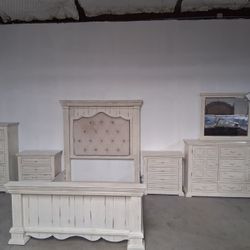 Queen Size Bedroom Set ( Chavet Model )