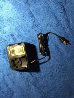 Brand NEW Dewalt 20V Chargers! Only 20 each, tomorrow (Sun) Only 👍🏽👍🏽