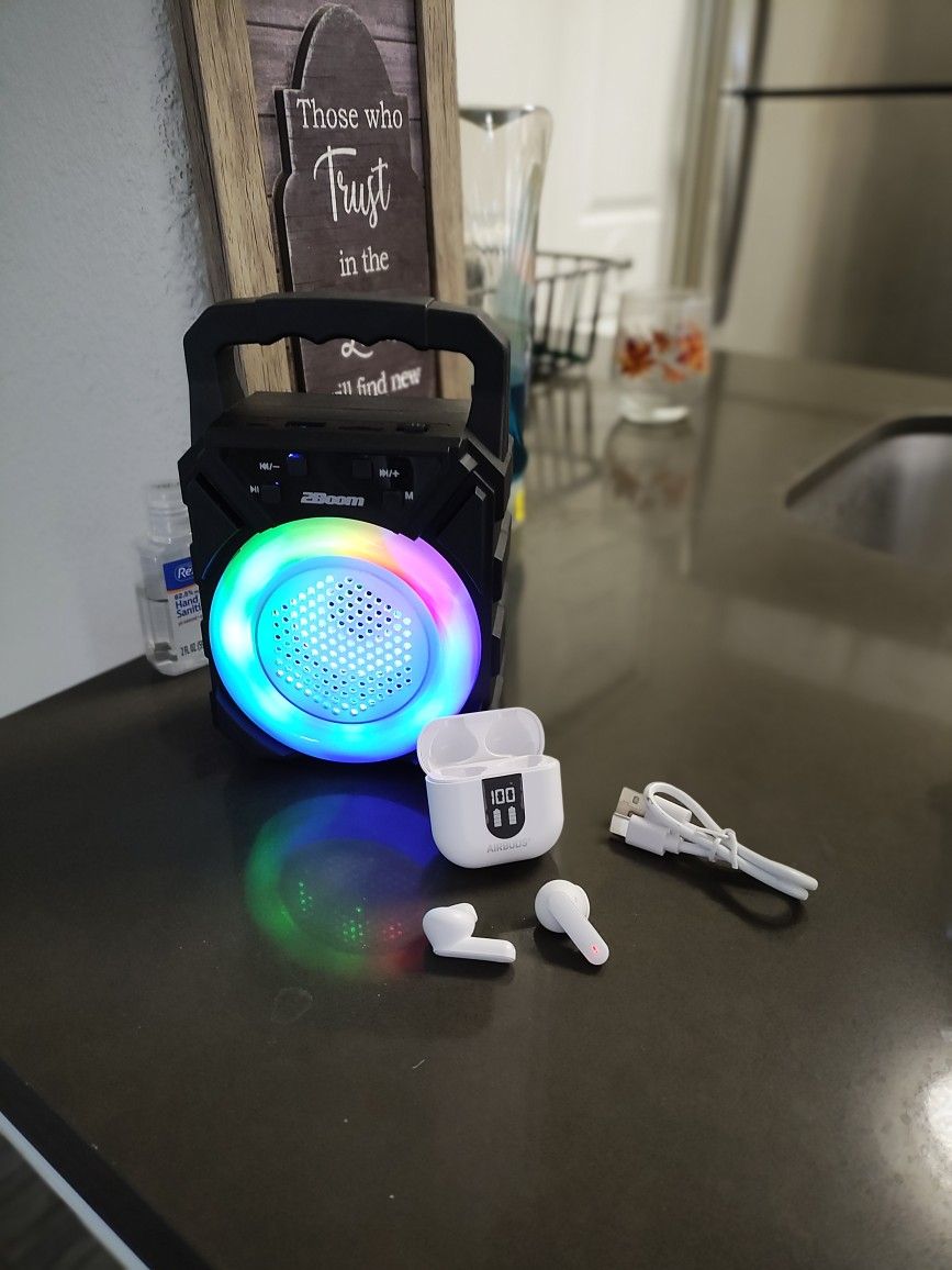 Small Bluetooth Speaker And Bluetooth Earbuds..New..