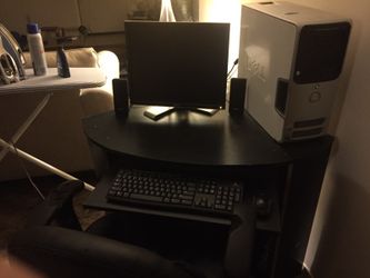 Computer and desktop