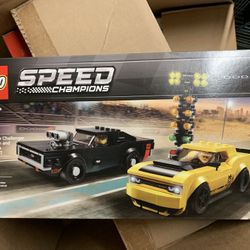 2018 Dodge Challenger and 1970 Dodge Charger LEGO 75893 Cars