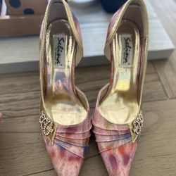 2 Pair Women’s Heels 