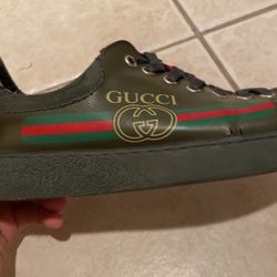 Gucci Shoe Size5 