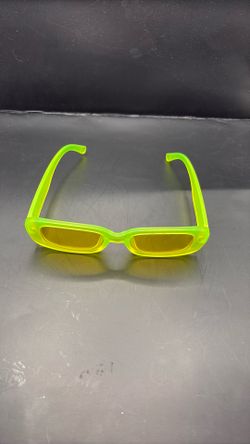 Brand New Yellow Style Sunglasses
