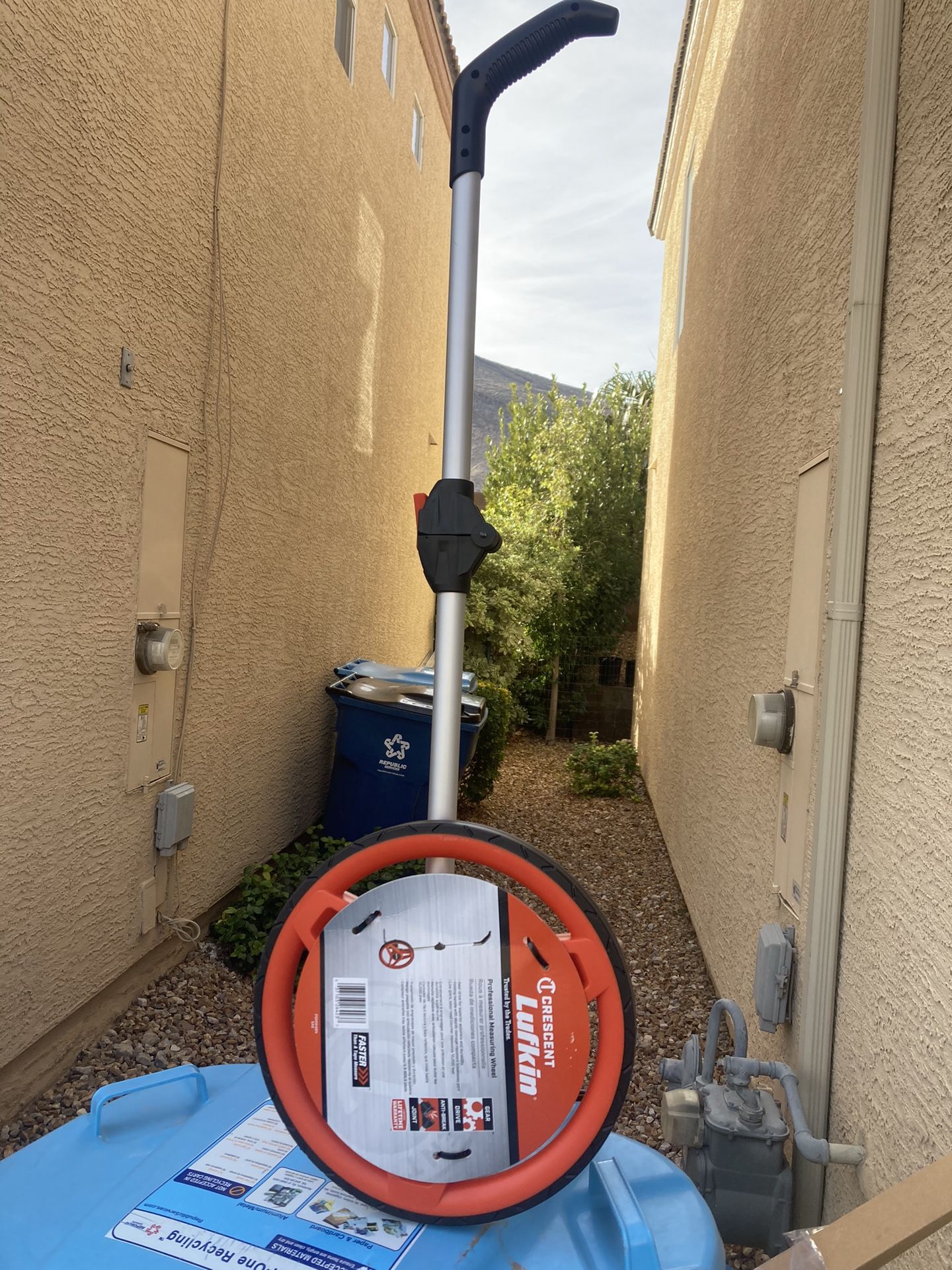 New Crescent Lufkin 12" Professional SAE Measuring Wheel - PSMW48N