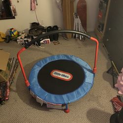 kids trampoline