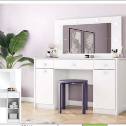 Vanity Set. 👉$299👈