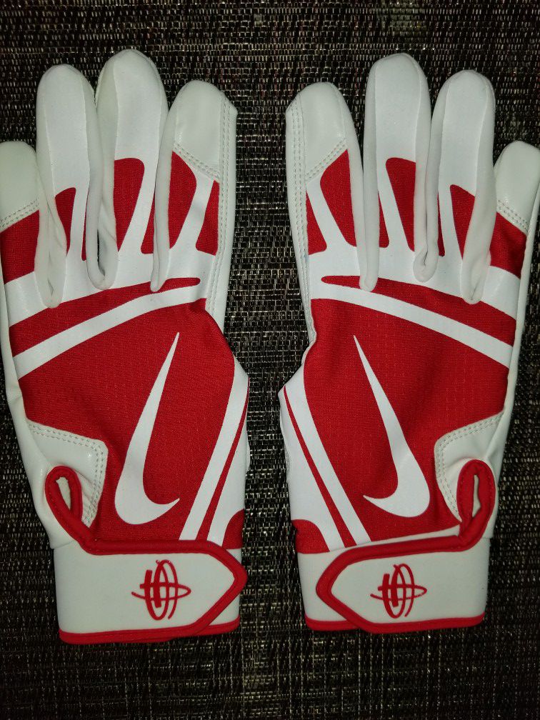 Brand New Nike Huarache Edge Red White Baseball Batting gloves Adult Medium