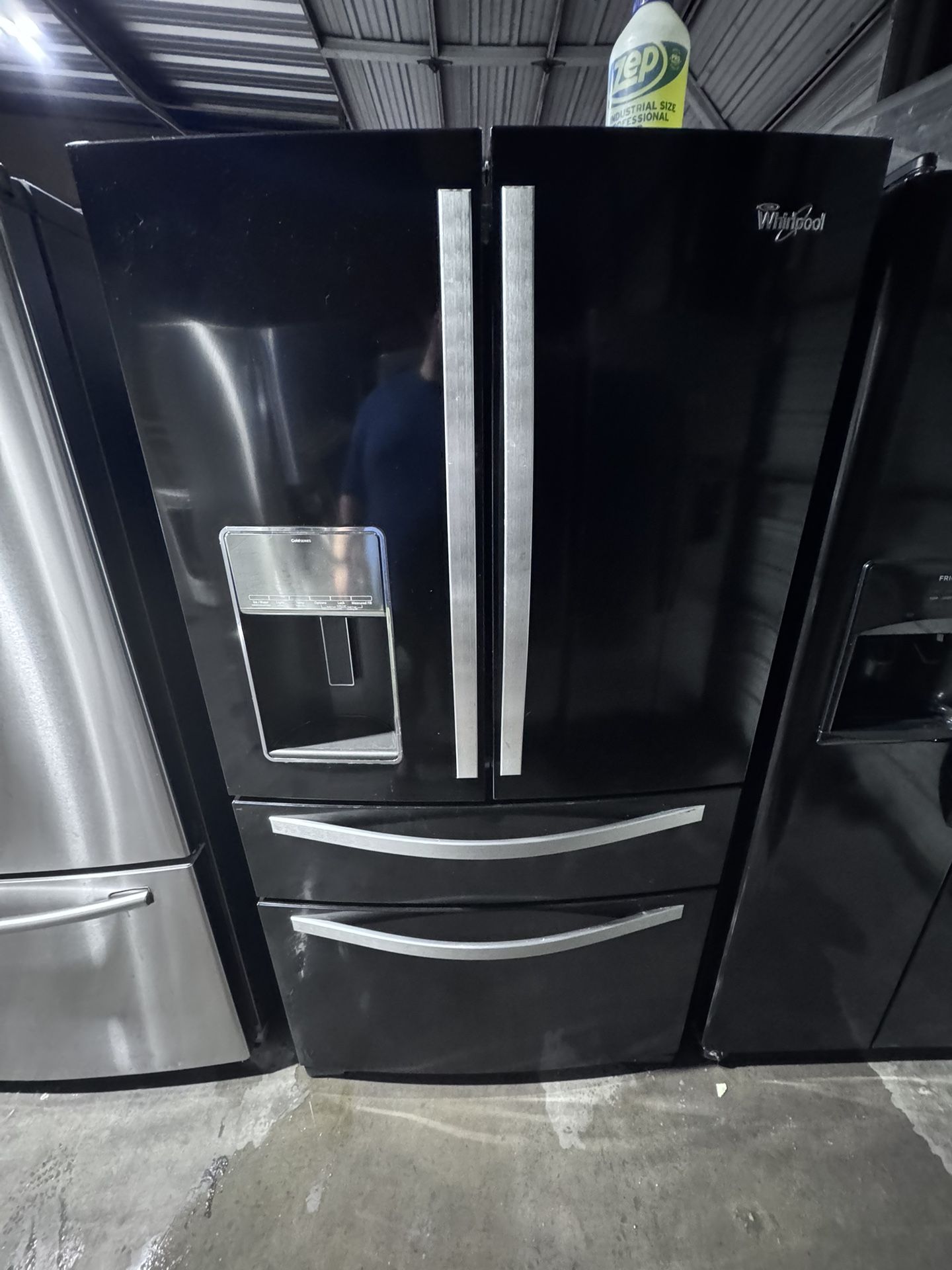 Whirlpool Refrigerator 36 "width 4 Doors Black