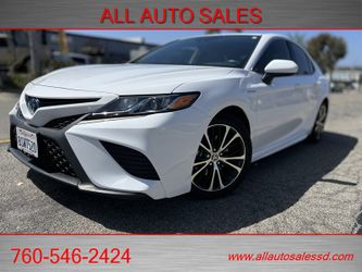 2020 Toyota Camry Hybrid SE
