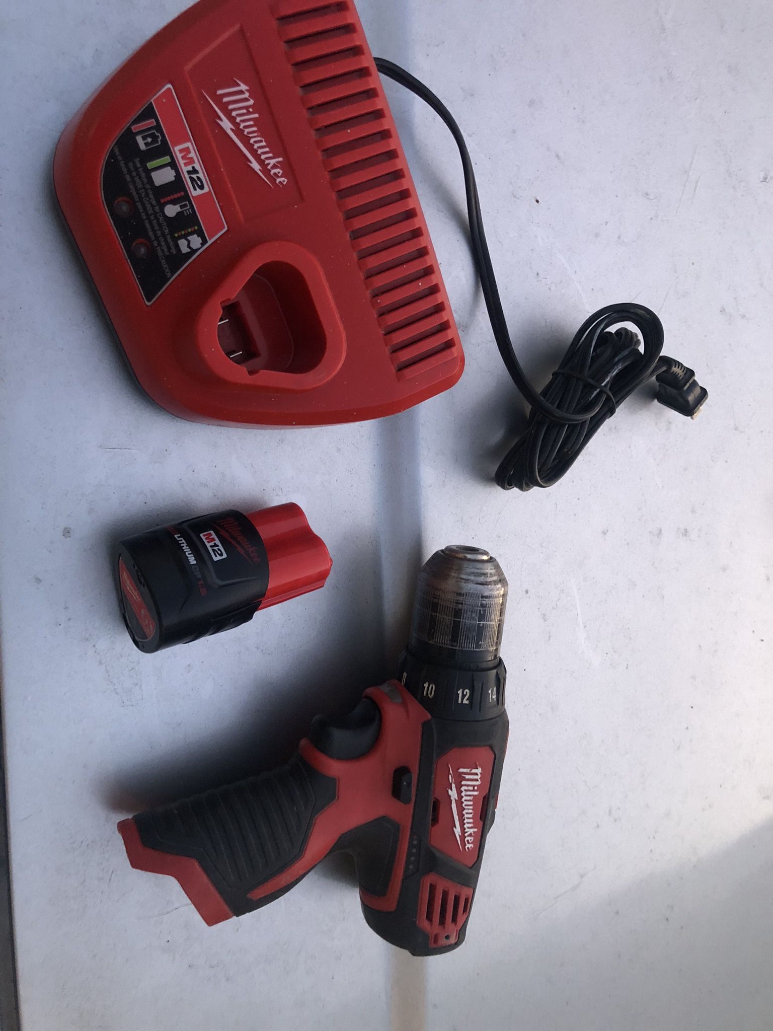 12v Milwaukee Drill And Battery Charger