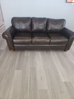 Leather  dark brown Ashley